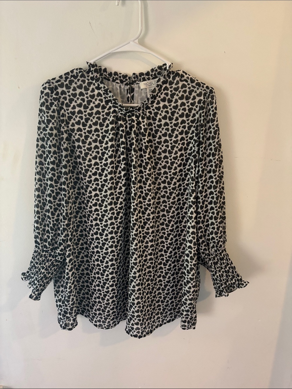 Heart-Print Long Sleeve Blouse - Black & White